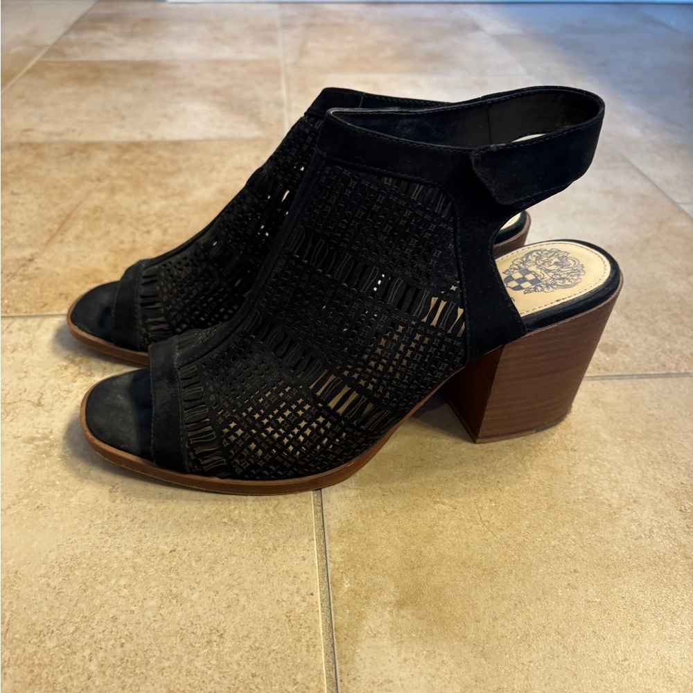 Vince Camuto Elegant Black Heels